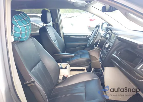 2014 Chrysler Town & Country Touring z USA, uszkodzony, nr VIN 2C4RC1BG5ER279795